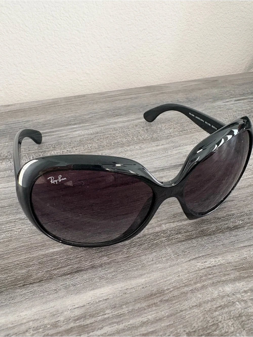 Ray-Ban Jackie Ohh II Black Oversized Sunglasses with Black Case - Like New